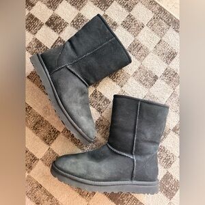 UGG Classic Short Boots